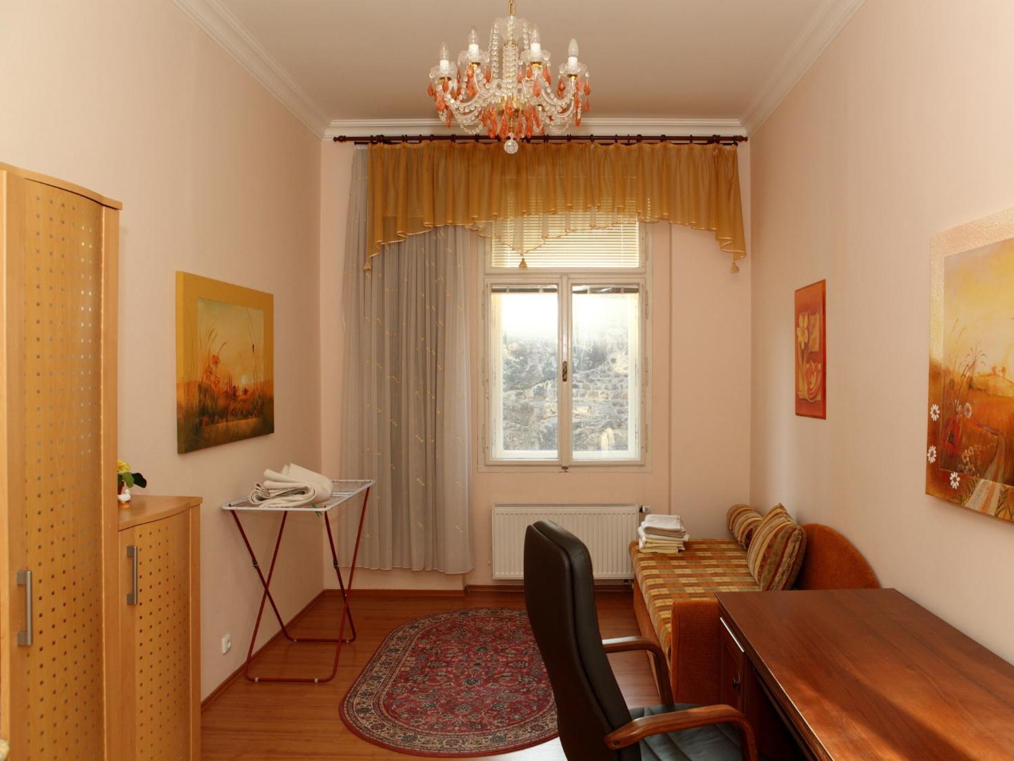 7K - Apartmany Lazenska Karlovy Vary Luaran gambar